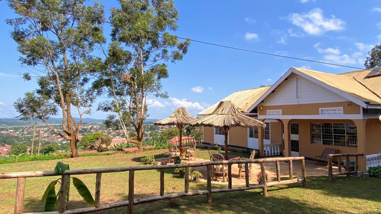 Banda Lodge Masaka Exterior photo