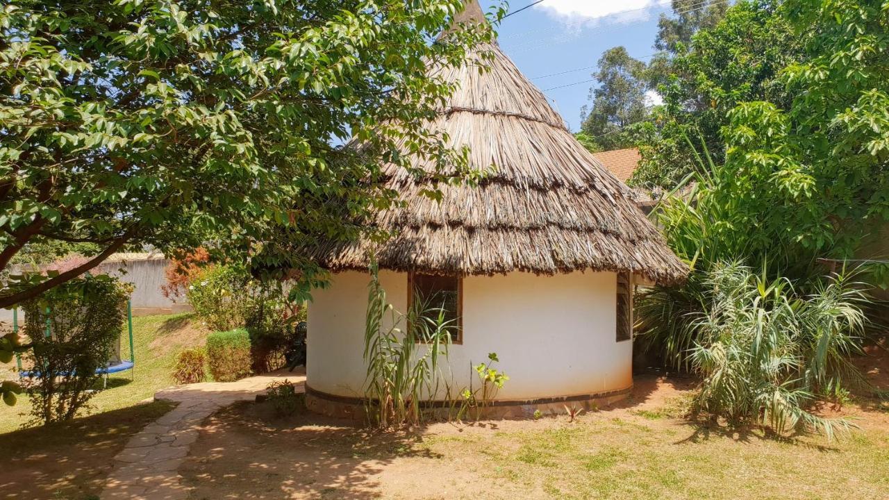 Banda Lodge Masaka Exterior photo