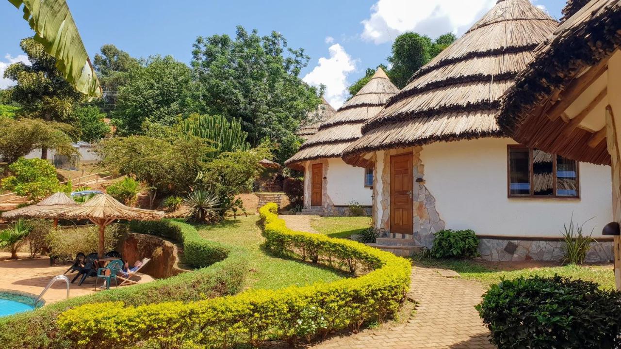 Banda Lodge Masaka Exterior photo